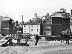 Horse-Capstan-on-The-Stade-Hastings-1919.
